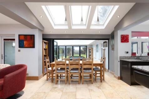 102 Ashlawn Road, Rugby
