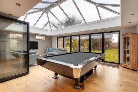 102 Ashlawn Road, Rugby