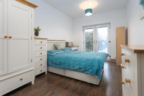 102 Ashlawn Road, Rugby