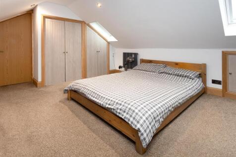 102 Ashlawn Road, Rugby