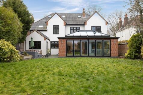 102 Ashlawn Road, Rugby