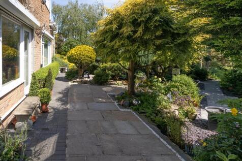 Toad Hall, 44 Kilsby Road, Barby (10).jpg