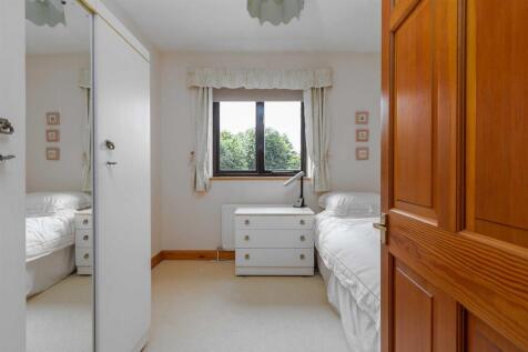 12 Manor House Close, Rugby