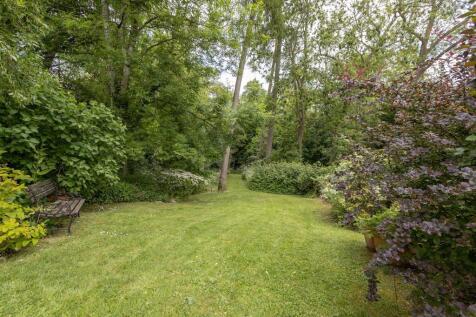 12 Manor House Close, Rugby
