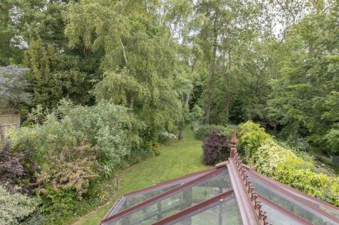 12 Manor House Close, Rugby