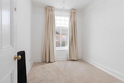 8 Elsee Road, Rugby (35).jpg
