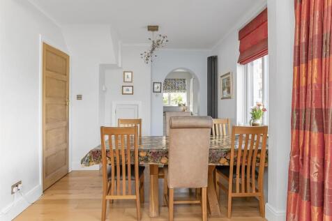 12 Longrood Road