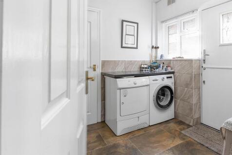 12 Longrood Road