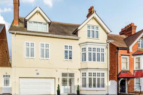Elsee Road, Rugby