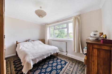 1 Elkins Close, Yelvertoft