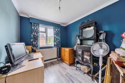 1 Elkins Close, Yelvertoft