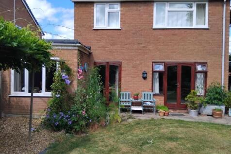 1 Elkins Close, Yelvertoft