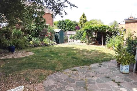 1 Elkins Close, Yelvertoft