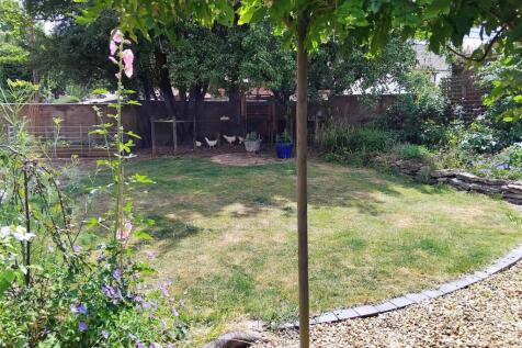 1 Elkins Close, Yelvertoft
