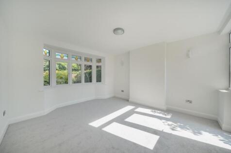 15 Slade Road, Rugby