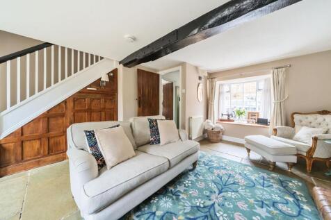 23 Main Road, Crick