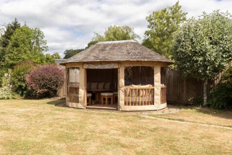 Honeysuckle Cottage, Stanford On Avon (31).jpg