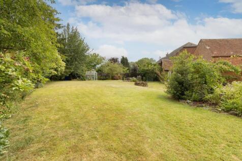 Greys Orchard, Barby