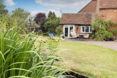 Greys Orchard, Barby