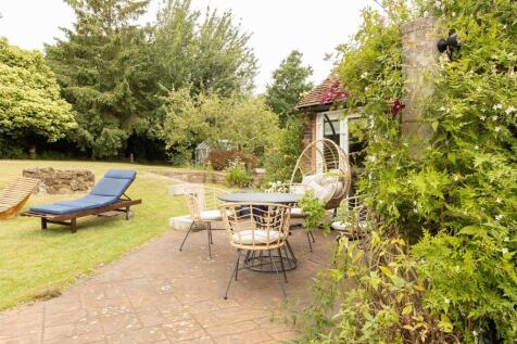 Greys Orchard, Barby