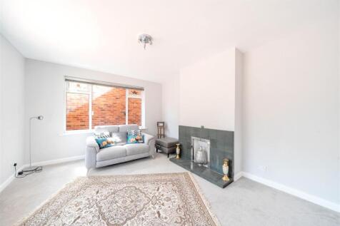 58 Everest Road, Rugby