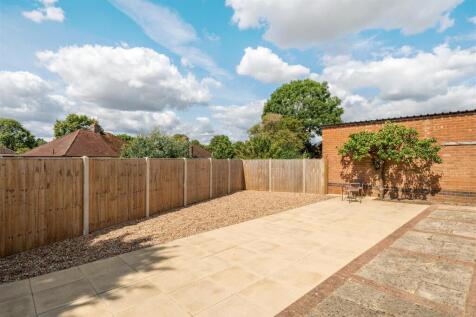 58 Everest Road, Rugby