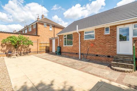 58 Everest Road, Rugby
