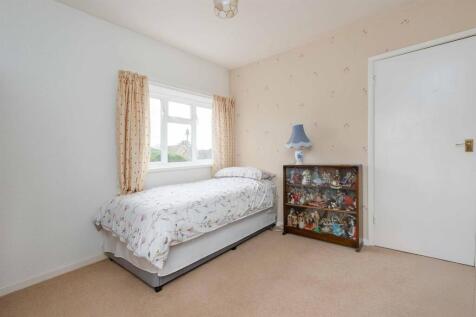 21 Lime Tree Avenue, Rugby
