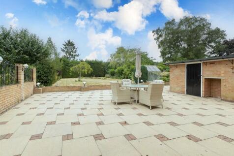 21 Lime Tree Avenue, Rugby
