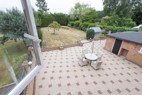 21 Lime Tree Avenue, Rugby