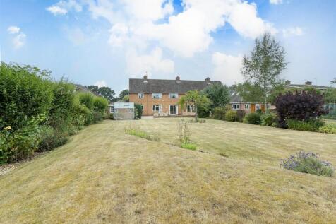 21 Lime Tree Avenue, Rugby