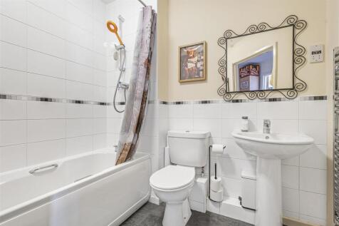 24 Stanier Court, Rugby