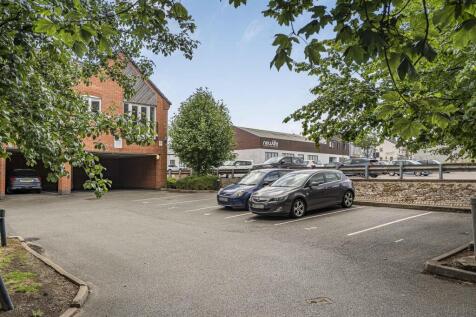 24 Stanier Court, Rugby