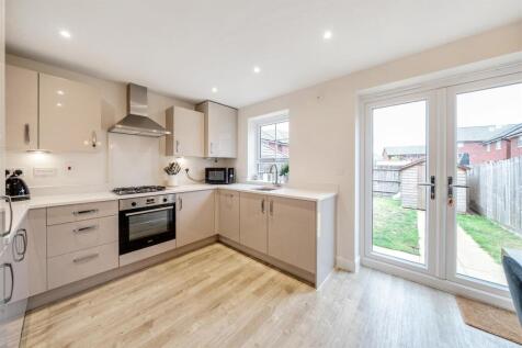 6 Goldenrod Close, Rugby