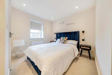 6 Goldenrod Close, Rugby