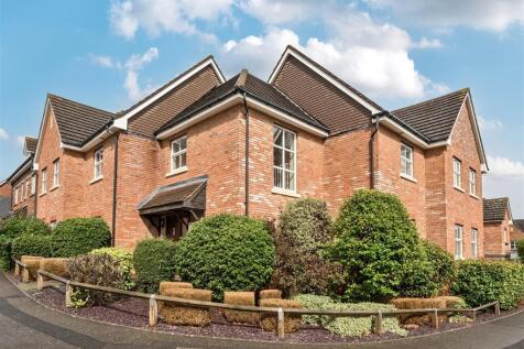 7 Rowe Close, Rugby