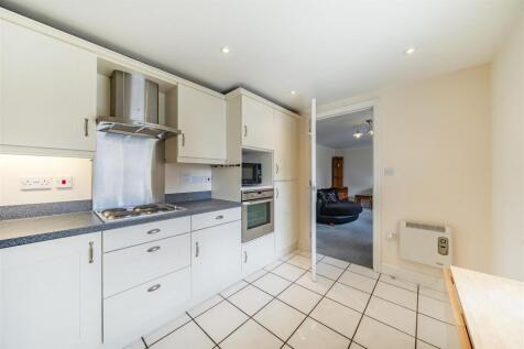 7 Rowe Close, Rugby