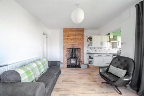 33 Lawford Lane