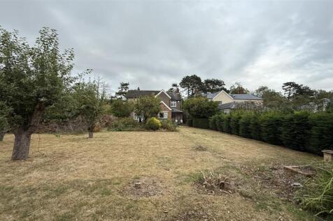Plot of Land, Burns Street