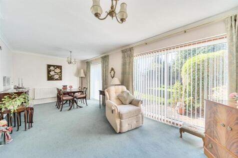 62 Wolsey Road, Rugby