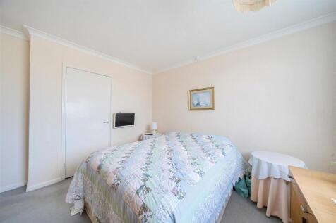 62 Wolsey Road, Rugby