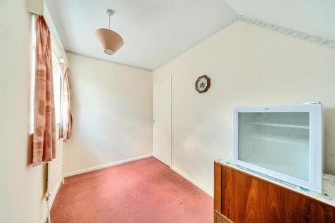 62 Wolsey Road, Rugby