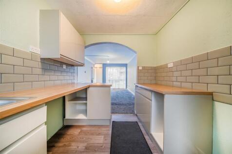 18 Cowan Close, Rugby