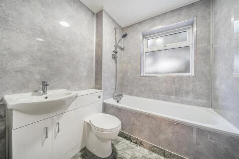 18 Cowan Close, Rugby