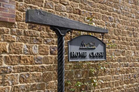 Home Close, Broadwell (4).jpg