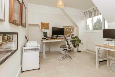 30 Regent Place, Rugby (5).jpg