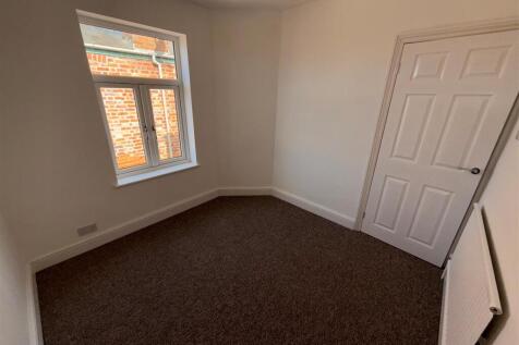 51 Grosvenor Bedroom 3.jpg
