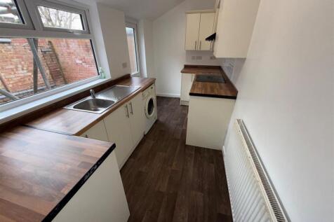 129a Clifton kitchen.jpg