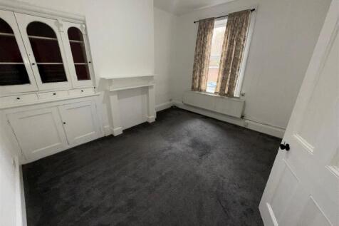 129a Clifton lounge.jpg