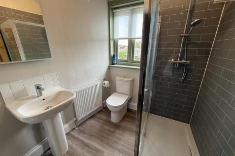 37 High Street Yelvertoft (15).JPG